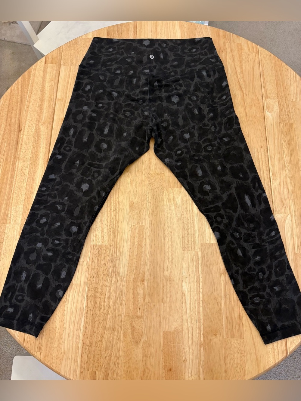 lululemon athletica Align Nulu 25” Inseam Leggings Spray Leopard Black Multi